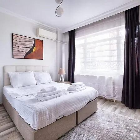 Comfy 2br Walking Distance From Taksim Sq *
