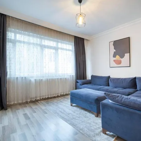 Comfy 2br Walking Distance From Taksim Sq